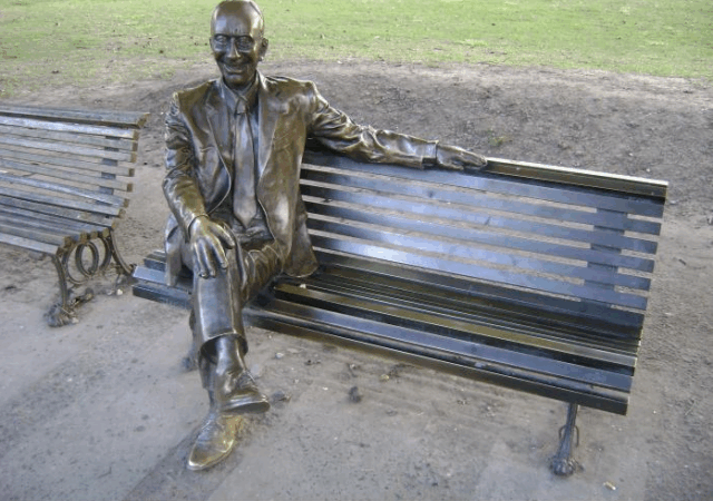 Olmedo estatua