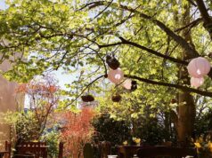 La Cumbre y un lugar para comer en una casa elegante